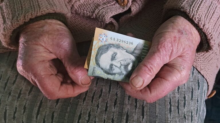 500 ezres büntetés jöhet a nyugdíjasoknak, ha ezt elfelejtik!