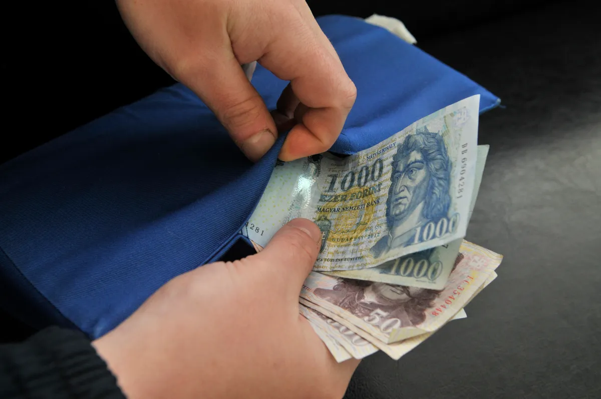 120 ezer forint járhat az első házasoknak 2026-ban – ez a nyilatkozat szükséges hozzá!