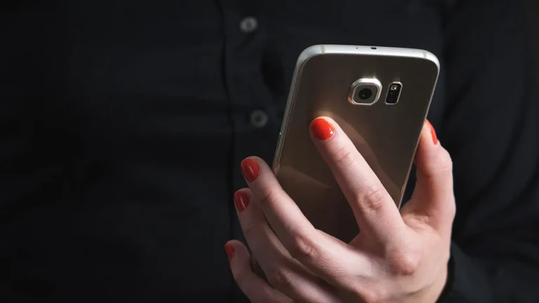 Új szabály jön a mobilszámokra: nagy változás érinti az összes előfizetést