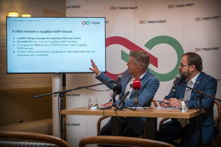 Magyar Péter nyugdíjas szép kártya