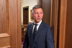Meglepő dolgot talált Magyar Péter Orbán Viktor egykori munkahelyén